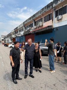 本会与莱佛士大学代表前往柔佛再也进行设备与环境考察